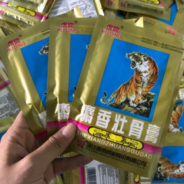 Bịch cao dán con cọp chăm sóc chấn thương