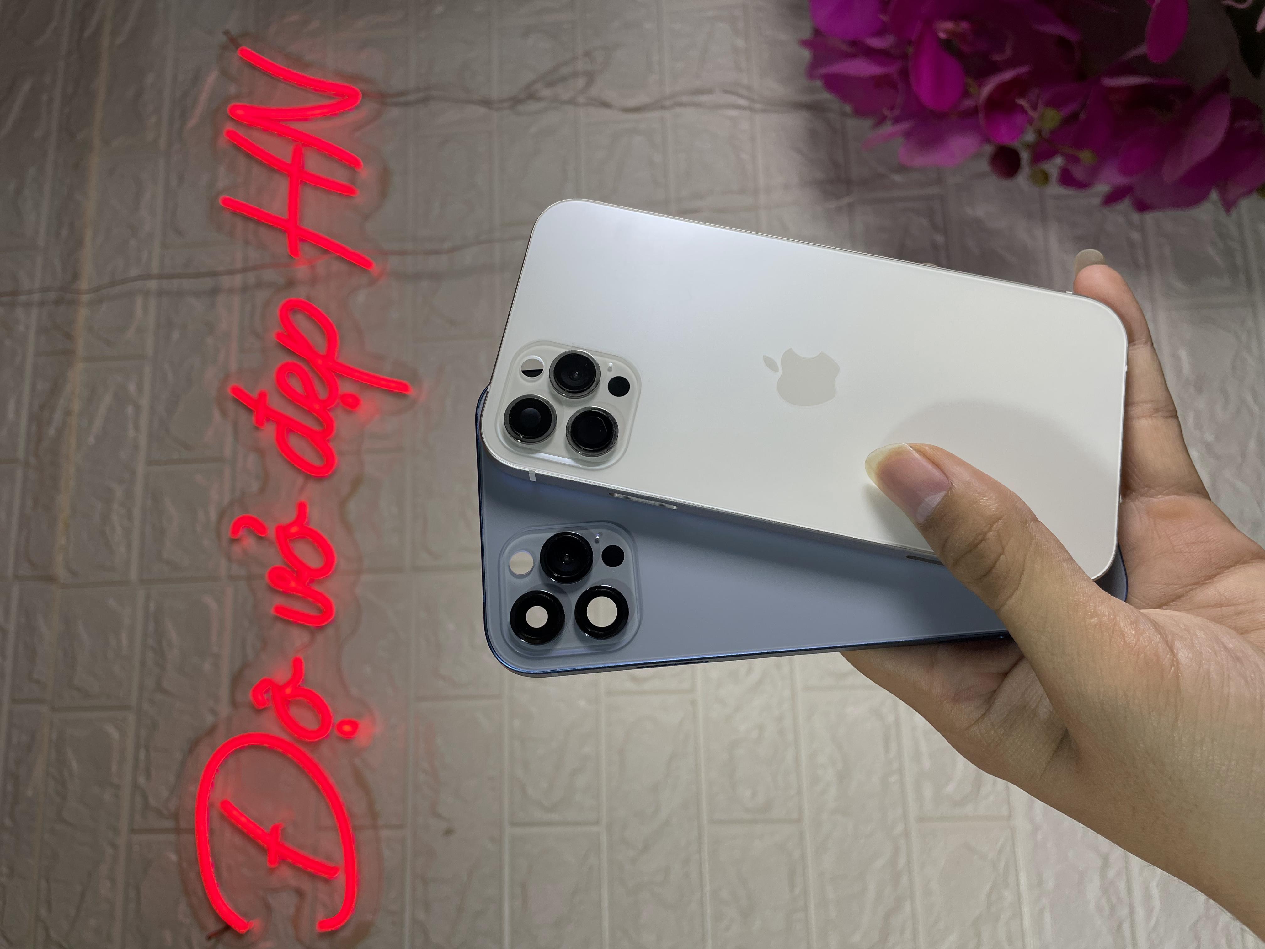 Vỏ độ ip11 lên 12pro 3 mắt viền nhôm