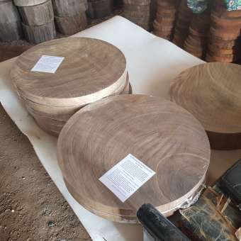 thớt gỗ nghiến núi đá vùng tây bắc chuẩn100% đk 49x6cm tặng 1 đai inox trị giá 100k đai inox bọc quanh thớt chống nứt vỡ chống han gỉ