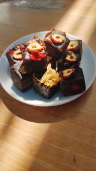 Trà đường đen hoa hồng 1 ký