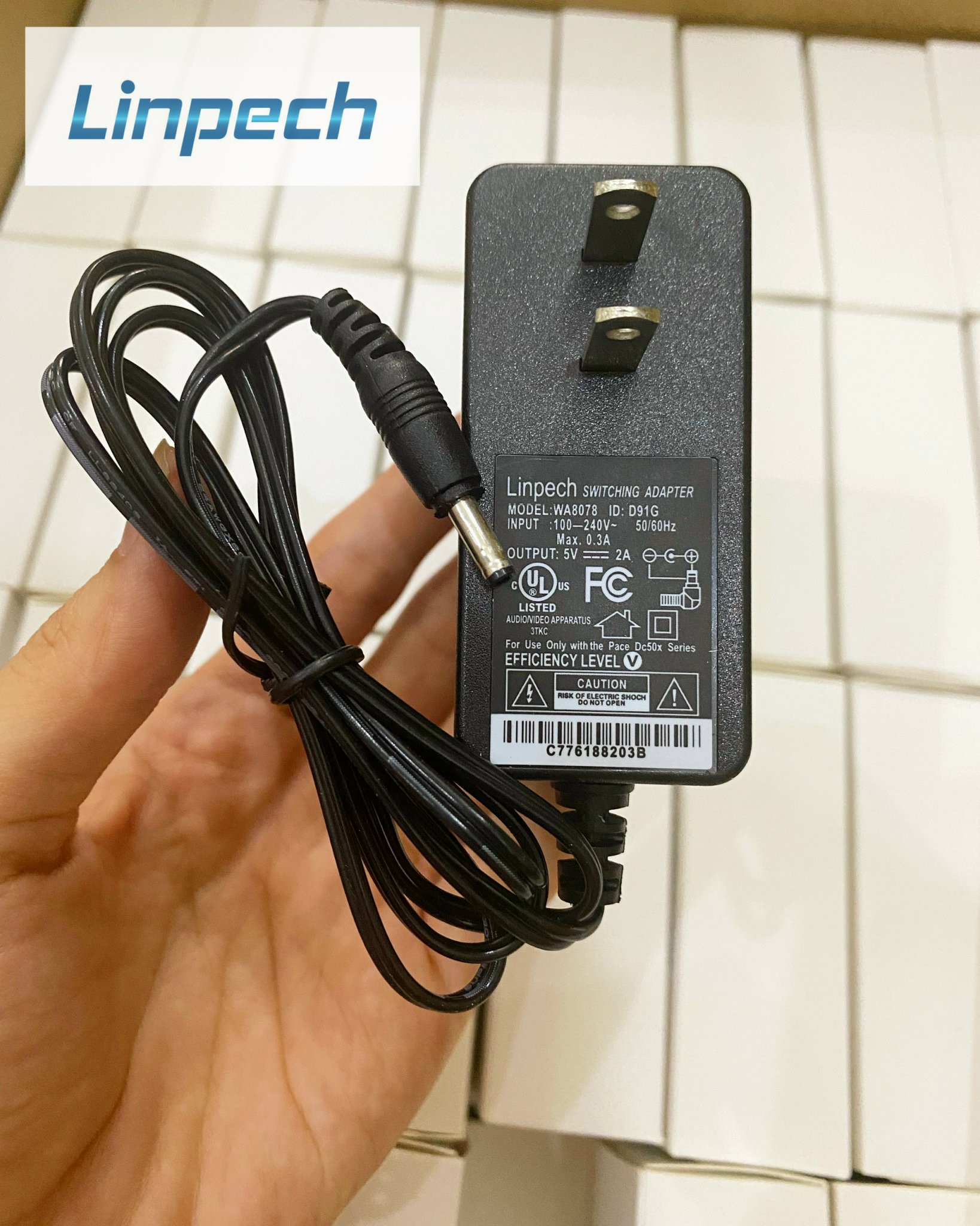 Nguốn adapter 5v-2a linpech chân 5.5 mm to dành cho tivibox, đầu thu kỹ thuật số
