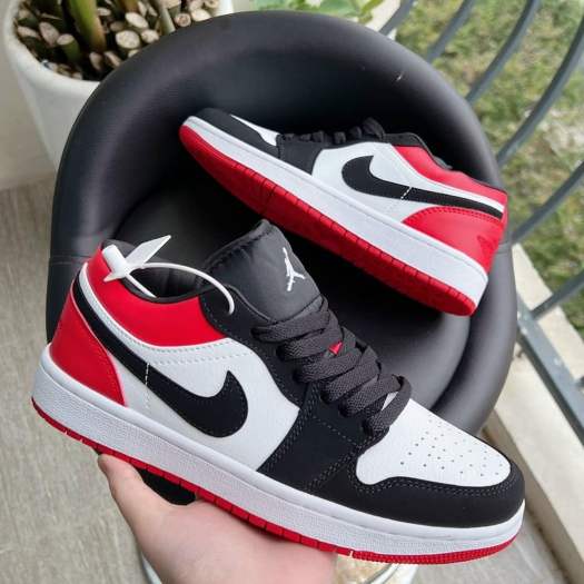 Giày thể thao Jordan đỏ thấp cổ , Giày Jordan 1 đỏ đen cổ thấp nam nữ , giày jd 1 đỏ đen cực chất 2022