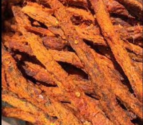 Khô bò miếng và khô bò que loại 1 hủ pet 300g