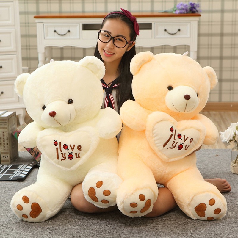 big stuffed valentine bear