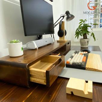 Kệ Màn Hình Máy Tính 2 Ngăn Kéo Chất Liệu Gỗ Tự Nhiên - Sơn Nâu Lộ Vân Gỗ Tự Nhiên - Mộc Giang Interior Design