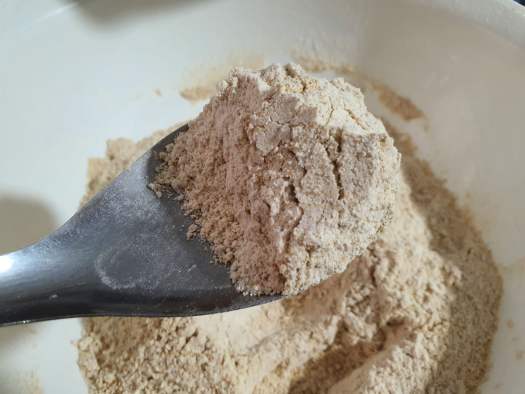 Bột mì nguyên cám