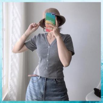 Áo thun nữ cổ tim ngắn tay chất liệu thun tăm MADELA có Bigsize ,Áo thun nữ gân tăm cổ V dáng ngắn coptop - AT02