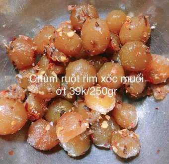 Chùm ruột rim sốc muối ớt 250gr(tặng 1 con emoji lò xo)