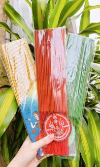 Bộ 3 bó nhang thần tài kéo khách 3 màu xanh đỏ vàng [79 cây 33cm cuốn tàn thơm]