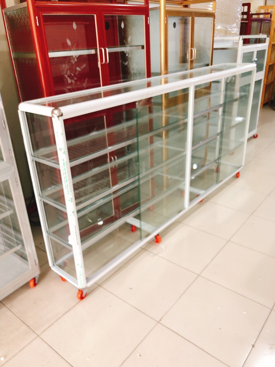 Tủ trưng bày giá rẻ