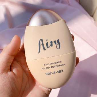 Kem nền BB kèm cọ Airy che phủ siêu mịn