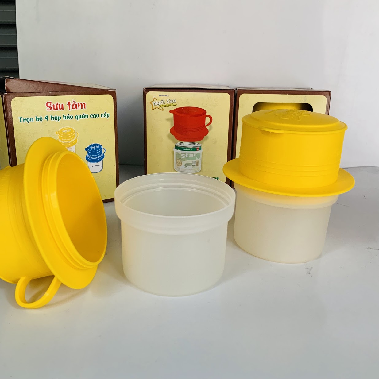 Hộp đựng lon sữa nhựa cao cấp