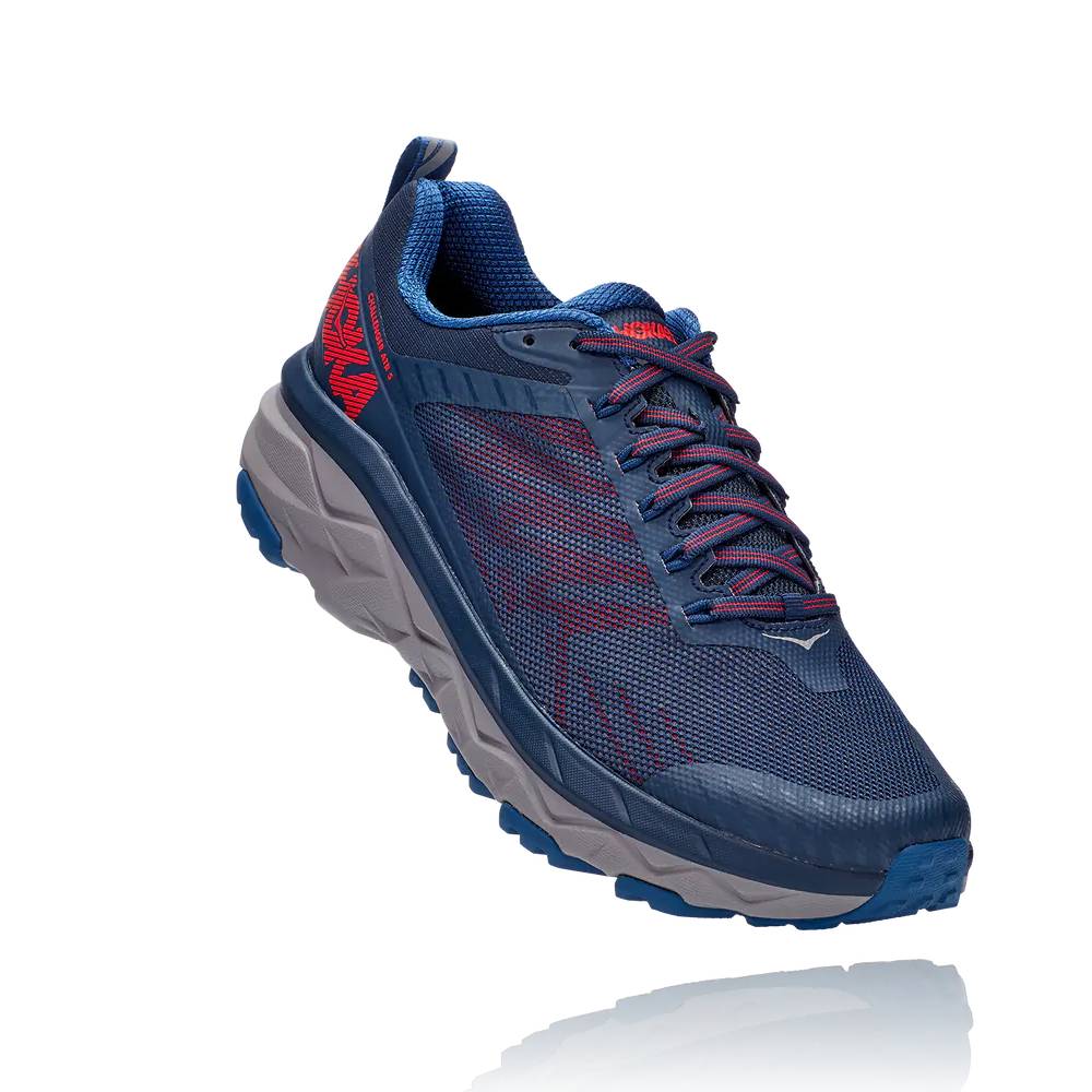 sports shoes offer online