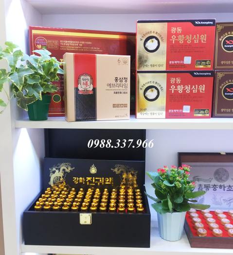 XỊT GIẢM MỤN THE MAGIC CLEAR BODY MIST HÀN QUỐC