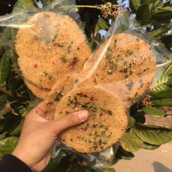 [HCM]1 bịch cơm cháy 3 miếng