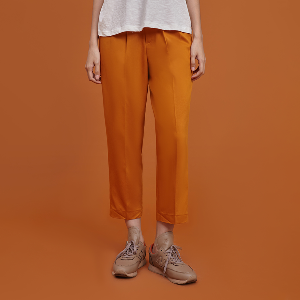 Andabove - Quần tây nữ Baggy - Pegged Pants - Màu Cam