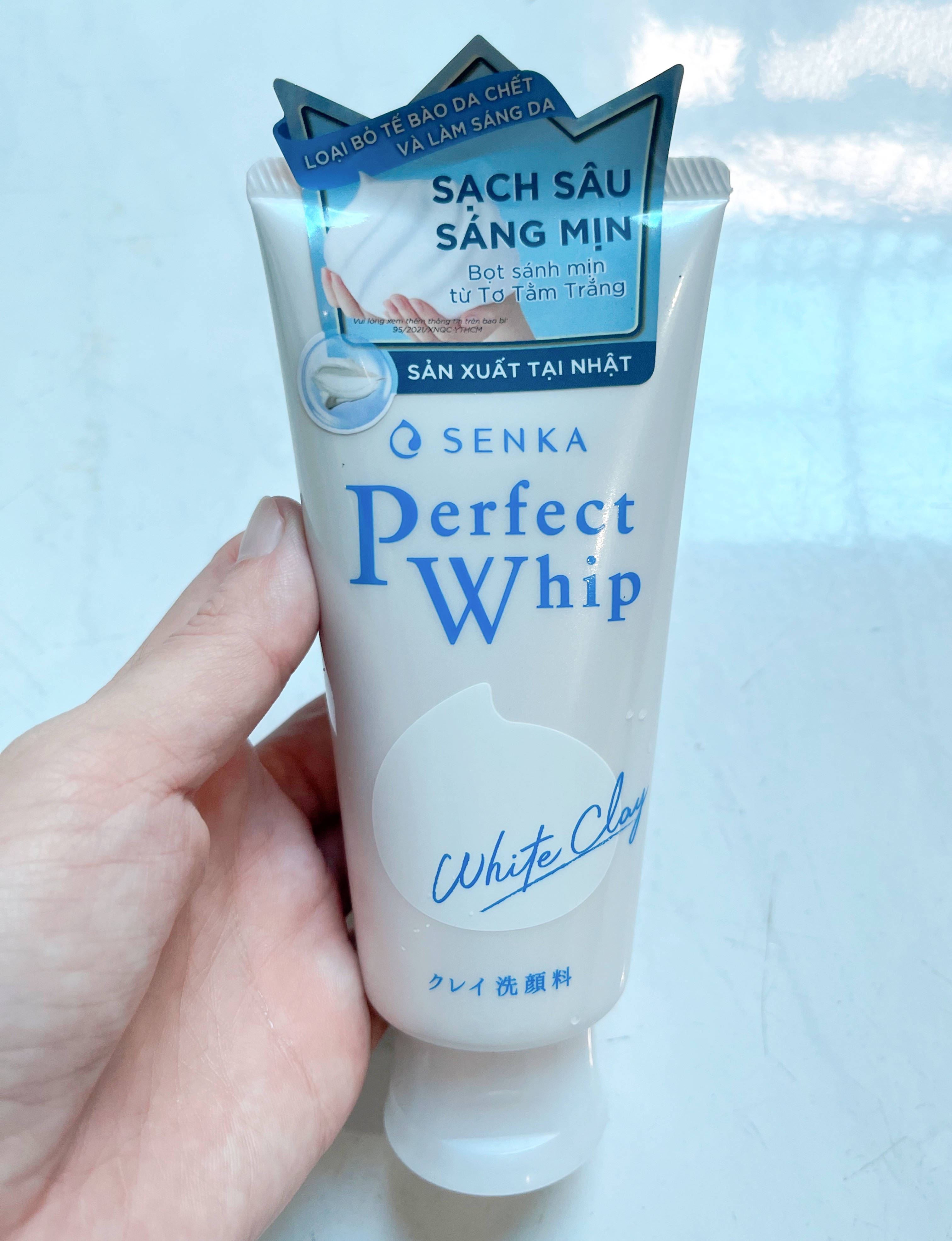 Sữa rửa mặt Đất Sét Trắng sạch sâu Senka Perfect Whip White Clay 120g - Hàng Nhật