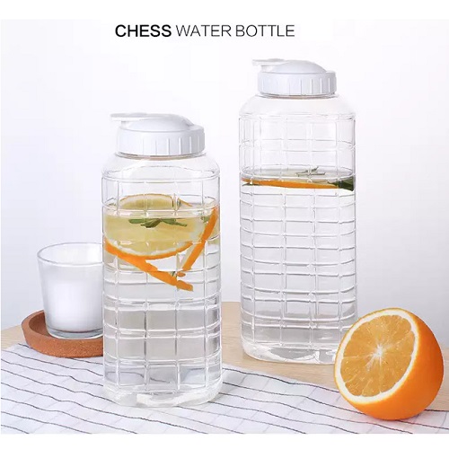 [HCM]Bình nhựa đựng nước Lock&Lock Chess Water Bottle màu trắng dung tích 1.5L