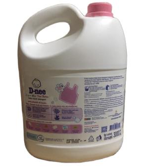 Nước giặt dnee màu hồng an toàn cho bé