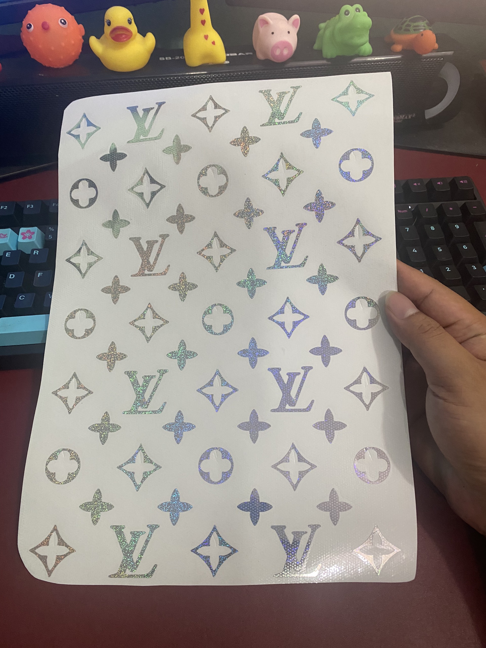 Sticker decal LV - bóc dán trang trí - kích thước 20x28cm