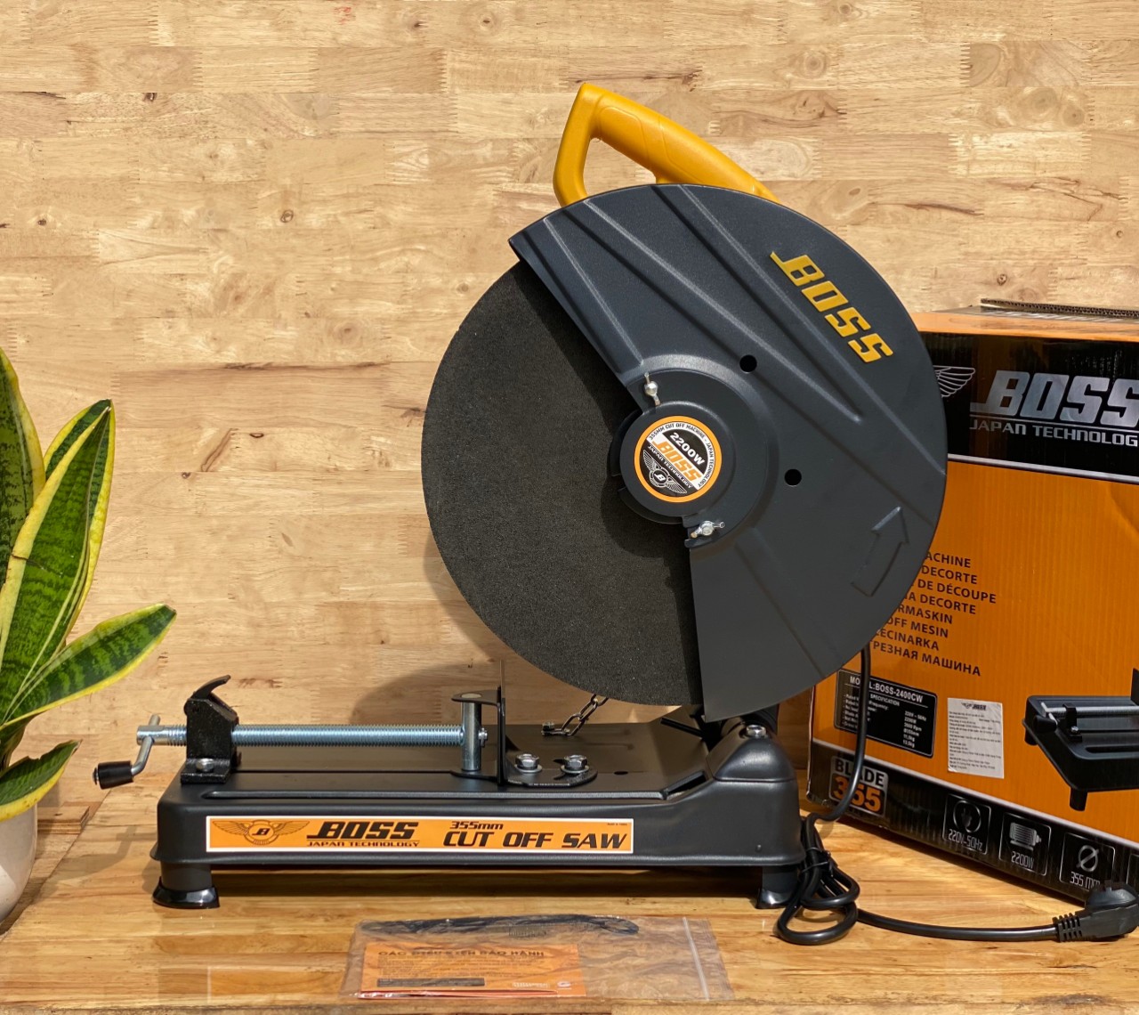 Máy cắt sắt bàn boss 355mm 2400cw tặng đá cắt bo-355 bh 6 tháng