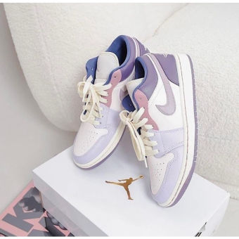 Giày thể thao nam Nike Air Jordan 1 Low Pastel Purple unisex