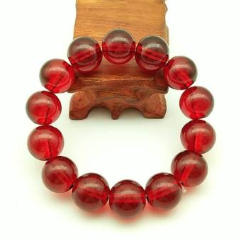 Chuỗi vòng tay màu đỏ