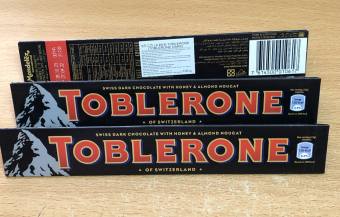 Sô cô la đen Toblerone 100gr của Thụy Sỹ - Date 04/2024