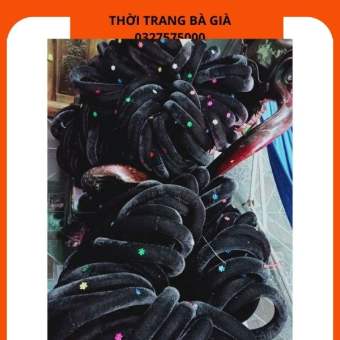 Mấn Nhung Đội Đầu Cho Bà Cho Mẹ Bà Già