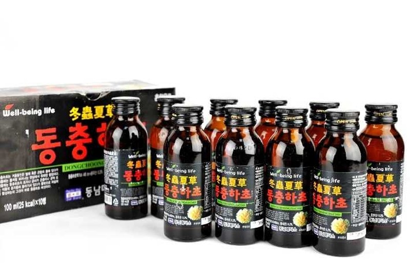 COMBO 6 CHAI NƯỚC KHÁT HÀN QUỐC MIX VỊ SÂM VÀ ĐÔNG TRÙNG HẠ THẢO ( 6 CHAI X 100ML)