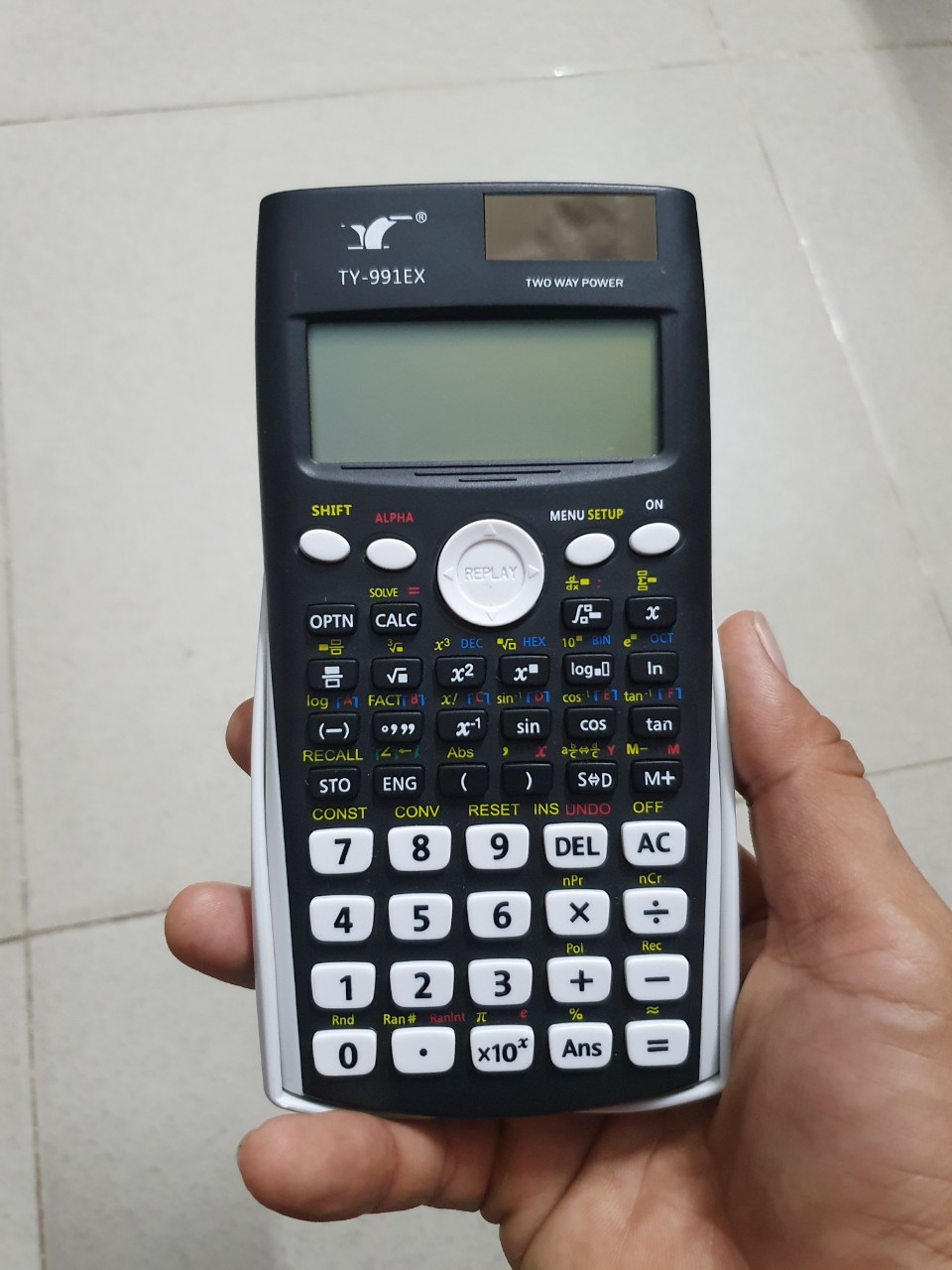 Siêu phẩm máy tính ty- 991ex, 552 hàm cơ bản được phép mang vào phòng thi