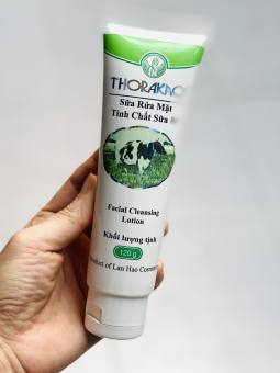 1 TUÝP SỮA RỬA MẶT TINH CHẤT SỮA BÒ THORAKAO 120G