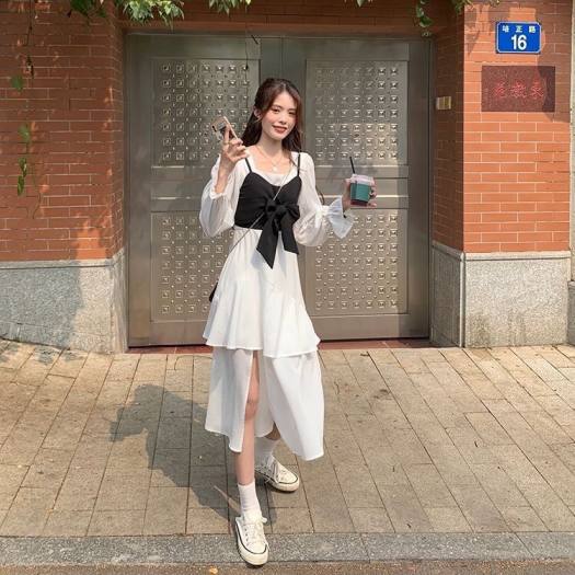 Mua Sét Váy Yếm Kẻ Kèm Áo Tay Bồng, Yếm Kẻ Ulzzang Phong Cách Hàn Quốc |  Tiki