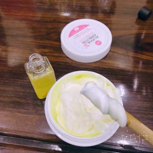 Kem Dưỡng Trắng Da Body ALPHA ARBUTIN Thái Lan