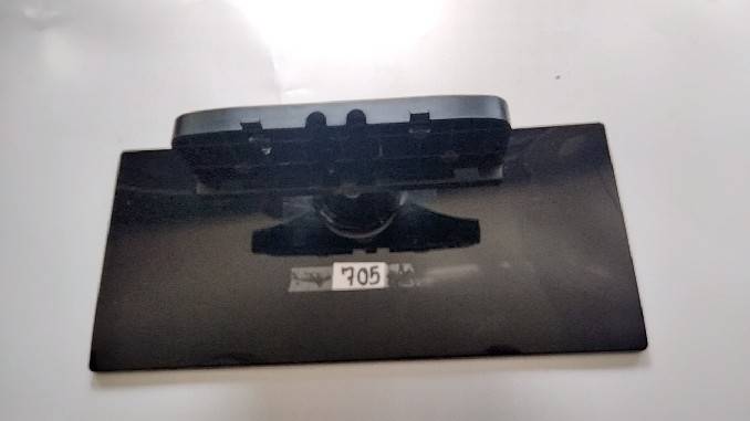 อันที่ 705 ขาทีวี Samsung 32EH4003 BN61-07940X ราคา 500 บาท*ส่งฟรี
