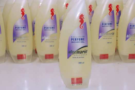 Sữa tắm cá ngựa Nhật