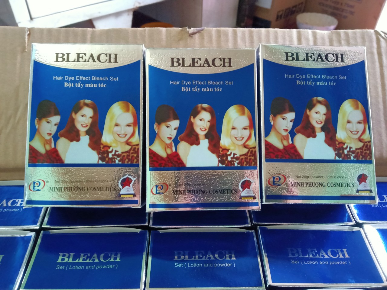 Bột tẩy màu tóc bleach minh phượng