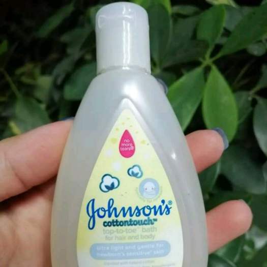 Combo 10 chai Sữa tắm Johnson's baby 50ml