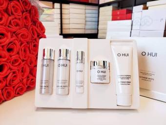 Set Dưỡng Trắng Da Ohui Extreme White 5 Sp - Giảm Thâm/ Trắng Da/ Cấp Ẩm ( Set Mini)