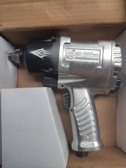 MÁY XIẾT VẶN BULONG HƠI KUSAKI KG-20P