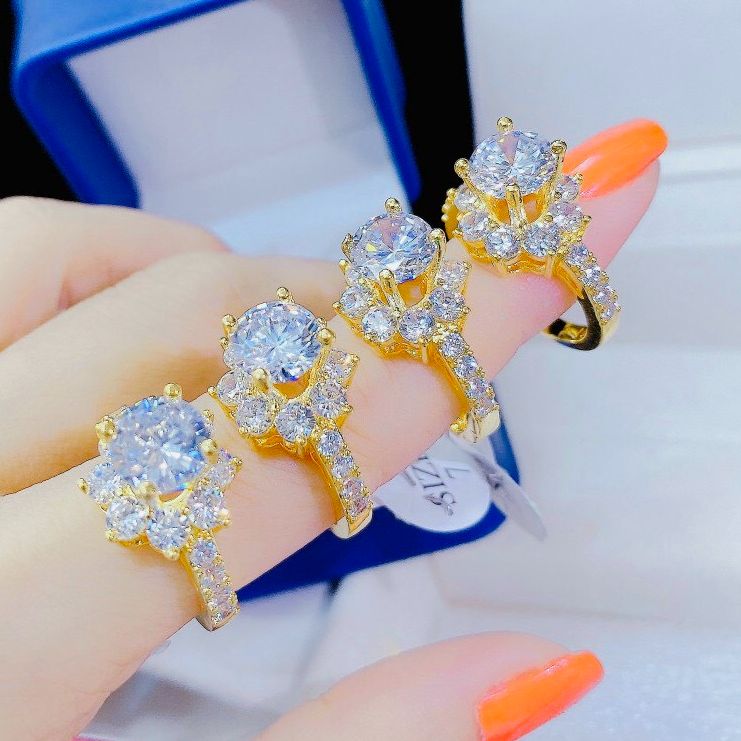 [HCM]Nhẫn vàng nữ nhẫn nữ đẹp mạ vàng thật 18k nhẫn vàng non 24k vàng ý đẹp hoa nhỏ đá pha lê thiết kế sang trọng Trang sức Miga N042 - nhẫn đeo đi tiệc đi làm đi đám cưới siêu sang
