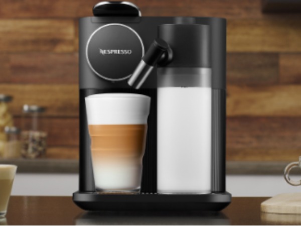 Gran Lattissima Coffee Machine, Black 