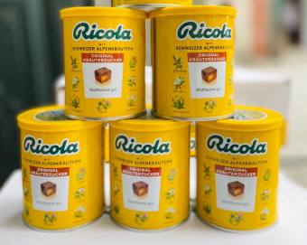 Kẹo ngậm ho thảo mộc Ricola Đức