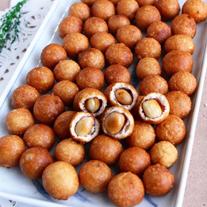 Đậu phộng da cá tỏi ớt - 500gram
