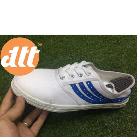 Giày Bata Tàu Warrior Đế Đen (size từ 38 đến 43)