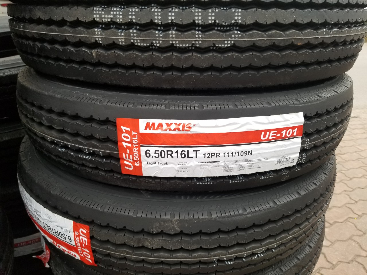 Lốp ô tô 650r16 lt maxxis 12pr ue101, lốp bố kẽm không săm