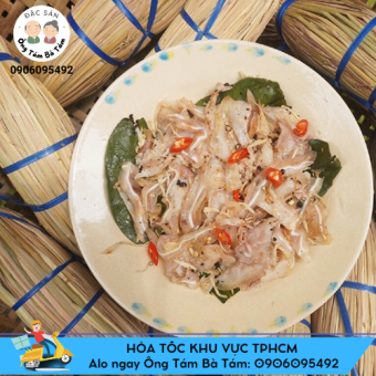 Tré rơm gói lá ổi Đặc sản Chợ Huyện Bình Định - Đặc sản Ông Tám Bà Tám