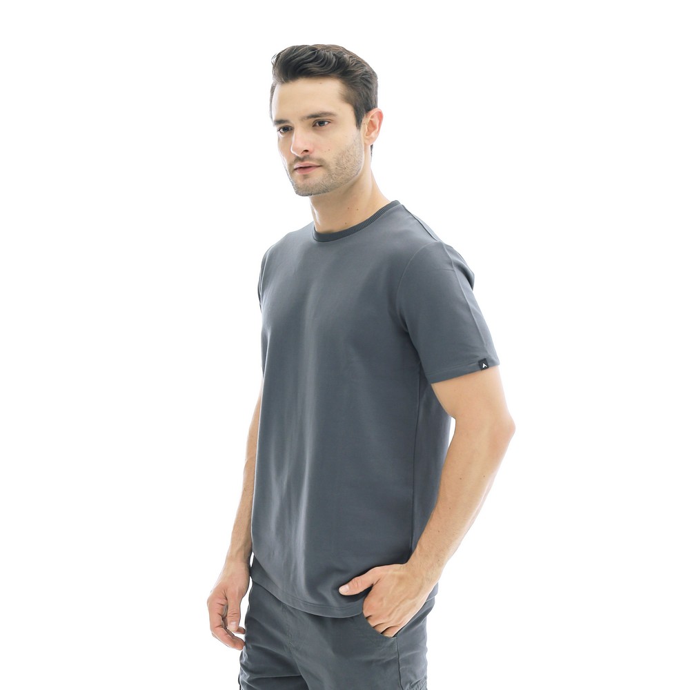 910005043 X PLAIN TEES - BLK