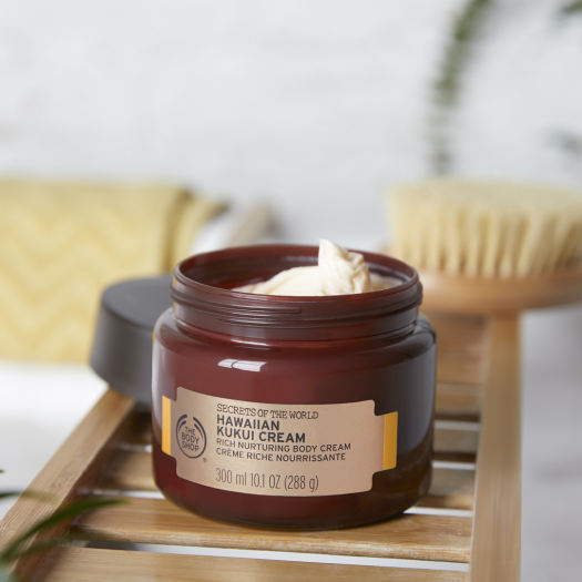 ボディクリーム THE BODY SHOP HAWAIIAN KUKUI CREAM 350ml Spa of the World™ Hawaiian Kukui Body Cream – The Body Shop