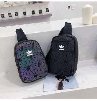 Túi đeo chéo Adidas 3D m2